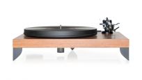 Gold Note Valore 425 Plus Turntable with Vasari Red MM-Cartridge walnut