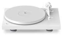 Pro-Ject Debut Pro with 2M White cartridge, the record player for the 30th anniversary 