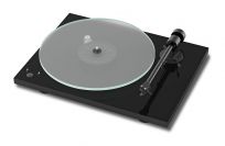Pro-Ject T1 Phono SB turntable with Ortofon OM5E cartridge and MM phono preamplifier high gloss black