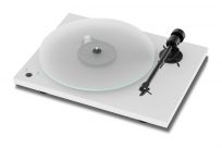 Pro-Ject T1 Phono SB turntable with Ortofon OM5E cartridge and MM phono preamplifier matte white