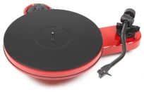 Pro-Ject RPM 3 Carbon with Ortofon 2M Silver Highgloss Red