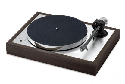 Pro-Ject The Classic EVO Turntable with Pick it S2 MM Cartridge Eucalytus