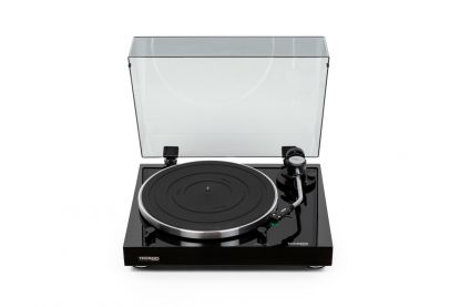 Thorens TD 204 Turntable with mit MM Phono-preamplifier high gloss black